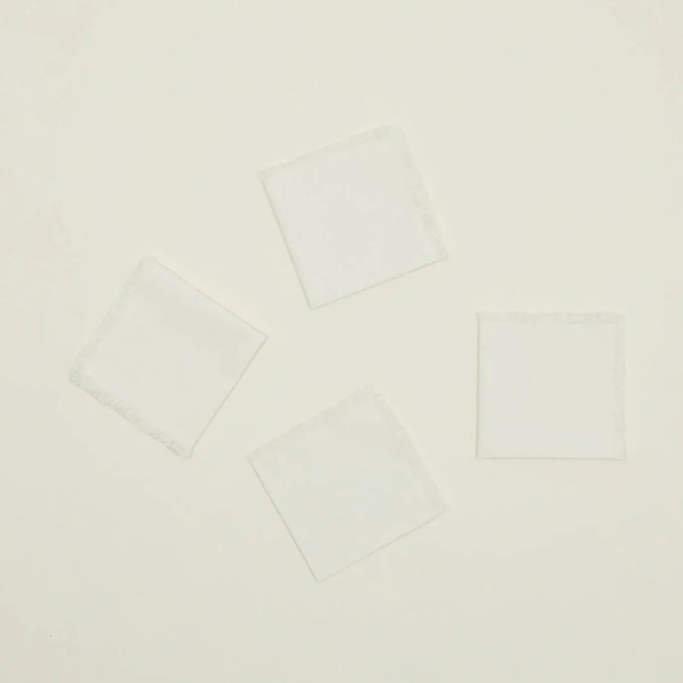 Essential Cocktail Napkin Set of 4 (Ivory)